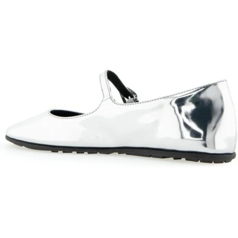 NIB Aerosoles Women’s Perry Mary Jane Flat – Silver Patent, Size 8M